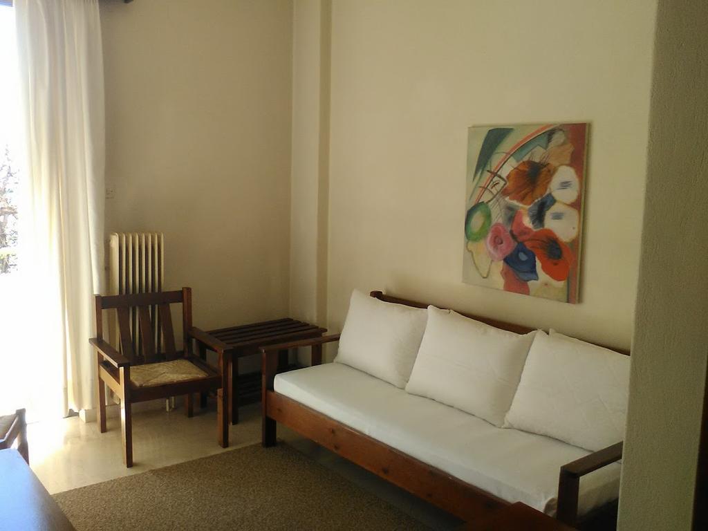 Aparthotel Iliahtides Amarynthos Exteriér fotografie
